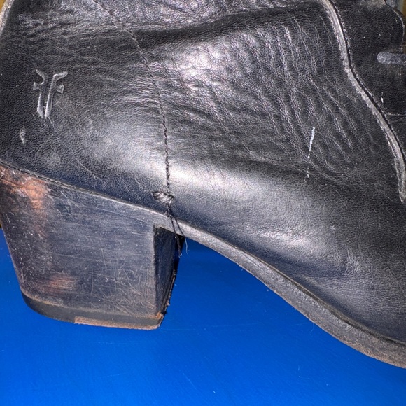 Frye Black Leather Zip-Up Ankle Boots - Picture 8 of 8